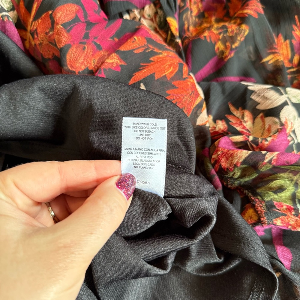 Madison Tara Serena mock neck floral mini long sleeve dress - Picture 8 of 10